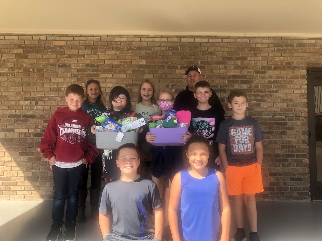 4th Grade Animal Care Facility Donation